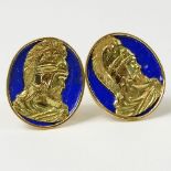 Pair of Men's Antique 18 Karat Yellow Gold and Enamel Roman Soldier Cufflinks. Signed 18CT (old