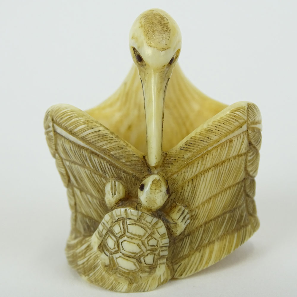 Early 20th Century Japanese Baisho Shop Carved Netsuke In The Form of a Stork and Turtle. Finely - Image 5 of 8