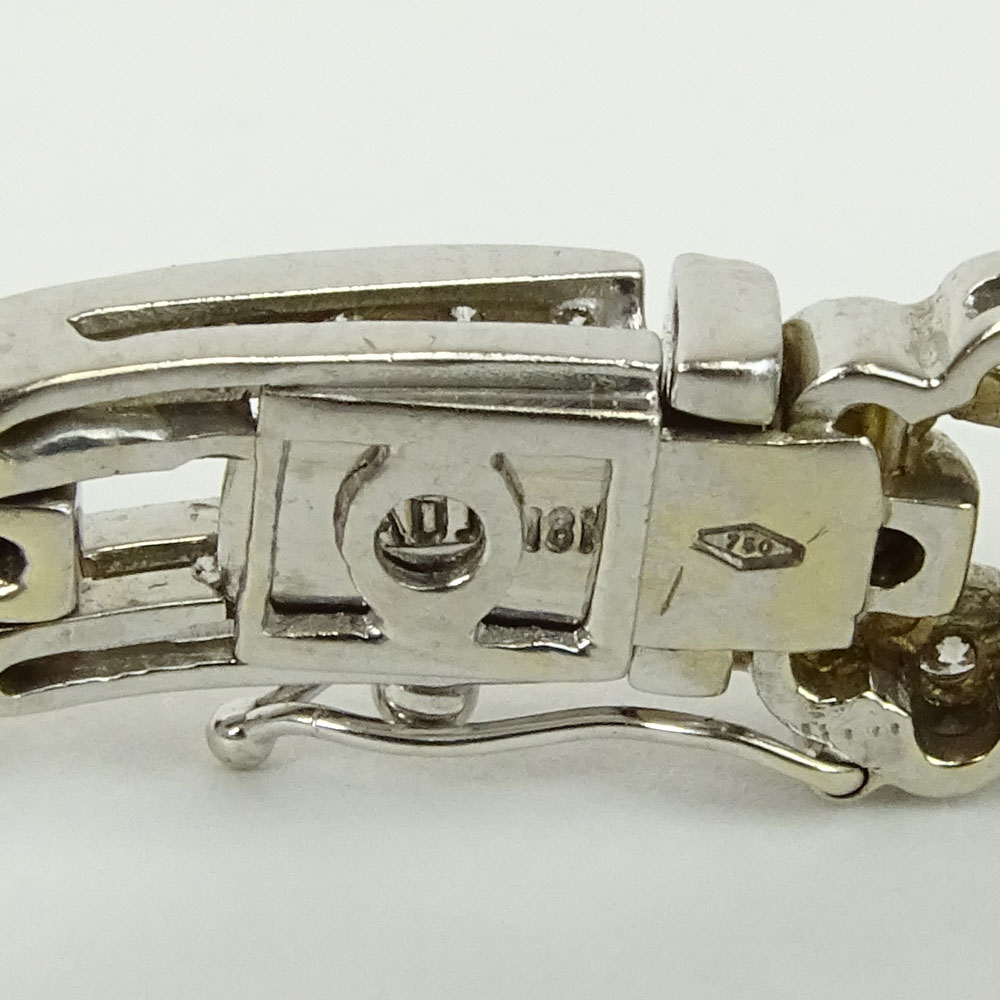 Lady's Approx. 4.0 Carat Round Cut Diamond and 18 Karat White Gold Bracelet. Diamonds F-G color, - Image 2 of 5