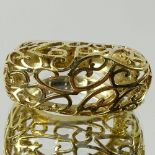Lady's Delicate 14 Karat Yellow Gold Filigree Ring. Signed S. P.. Good condition. Ring size 5.