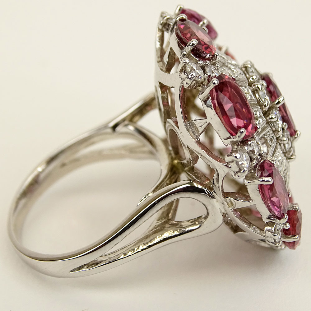 Lady's Vintage approx. 2.0 Carat Round Cut Diamond, Oval Cut Garnet and 14 Karat White Gold Ring. - Image 6 of 8