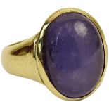 Vintage Cabochon Lavender Jadeite and 14 Karat Yellow Gold Ring. Signed 14K. Good condition. Ring