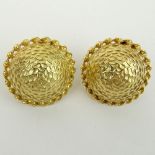 Vintage 14 Karat Yellow Gold Button style earrings. Signed 14K. Good vintage condition. Measure 1"