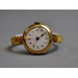A 9ct gold cased ladies vintage mechanical wristwatch,