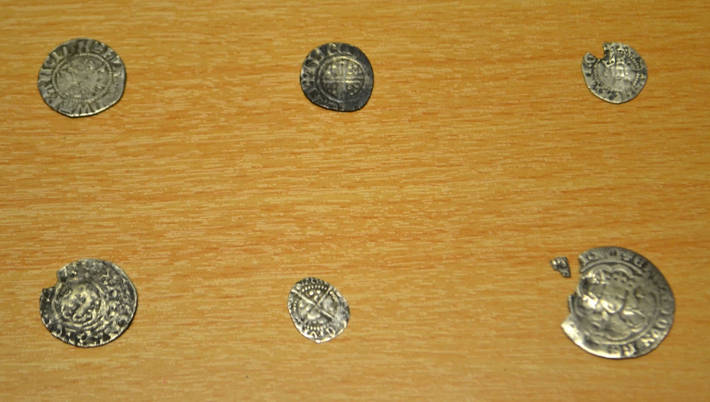 Six Medieval hammered coins, to include: - (Probably) John / Henry II penny (short-cross) c.