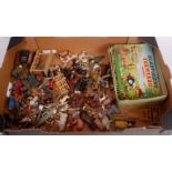 Tray of mixed lead, diecast and hollow cast figures and accessories, to include Britains, FGT,