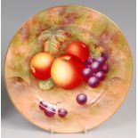 A Worcester porcelain fruit decorated cabinet plate, by E Townsend,