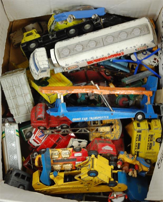 A box of assorted loose and playworn diecast toy vehicles to include; ESSO tanker,