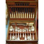 An oak cased fitted cutlery canteen and contents