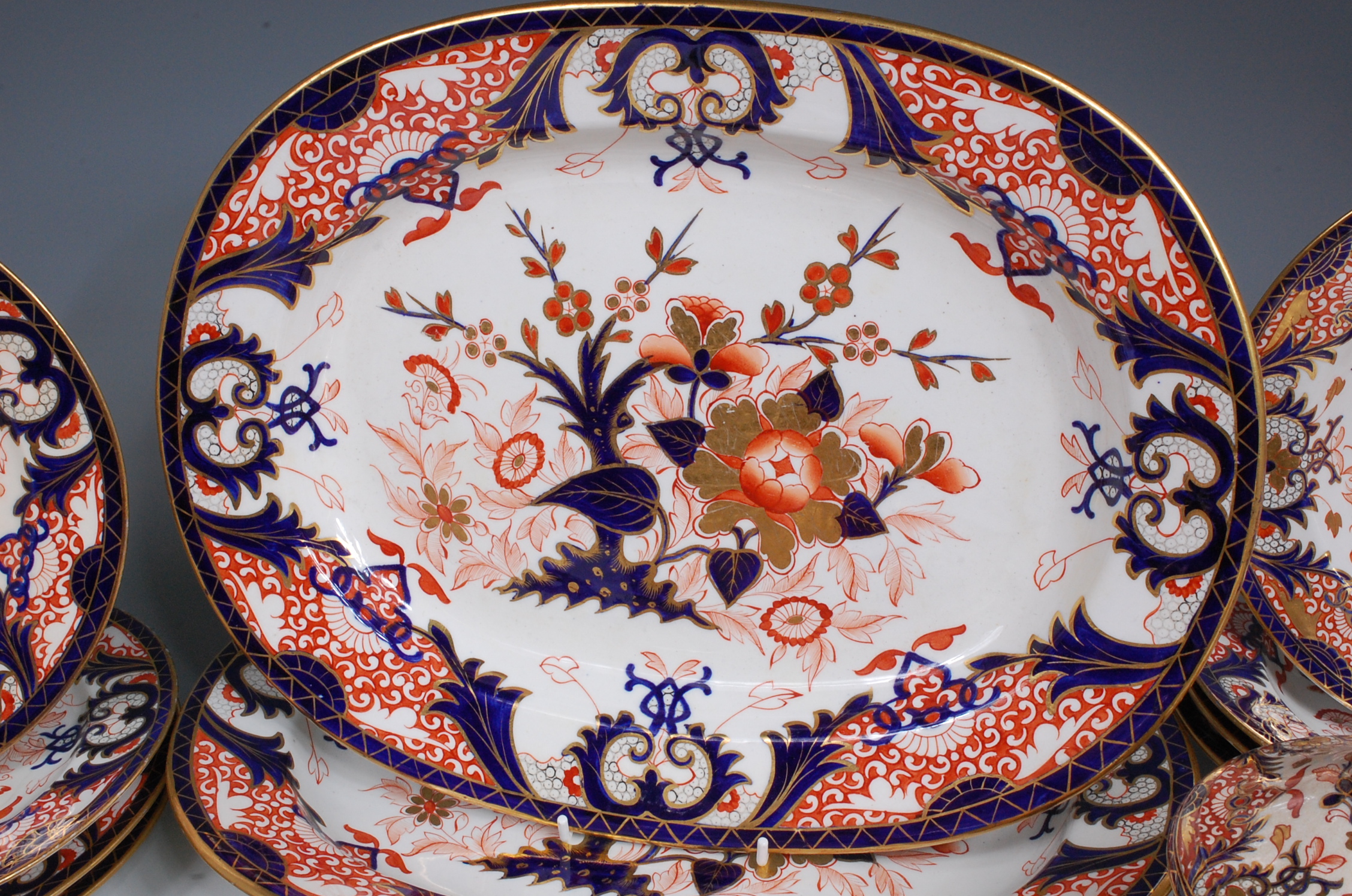 An early 19th century Derby porcelain part dinner service, - Image 2 of 3