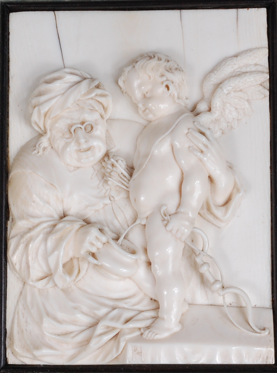 Attributed to Paul Heermann (1673-1732) - Cupid pissing, ivory relief carving,