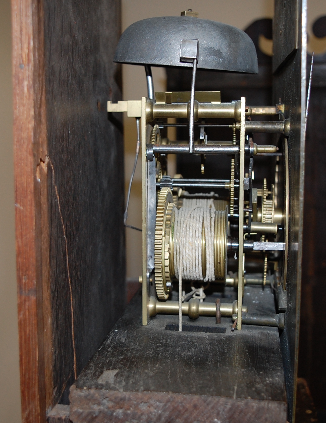 Thomas Cox of Cromhall early 18th century walnut cased longcase clock, - Image 3 of 15