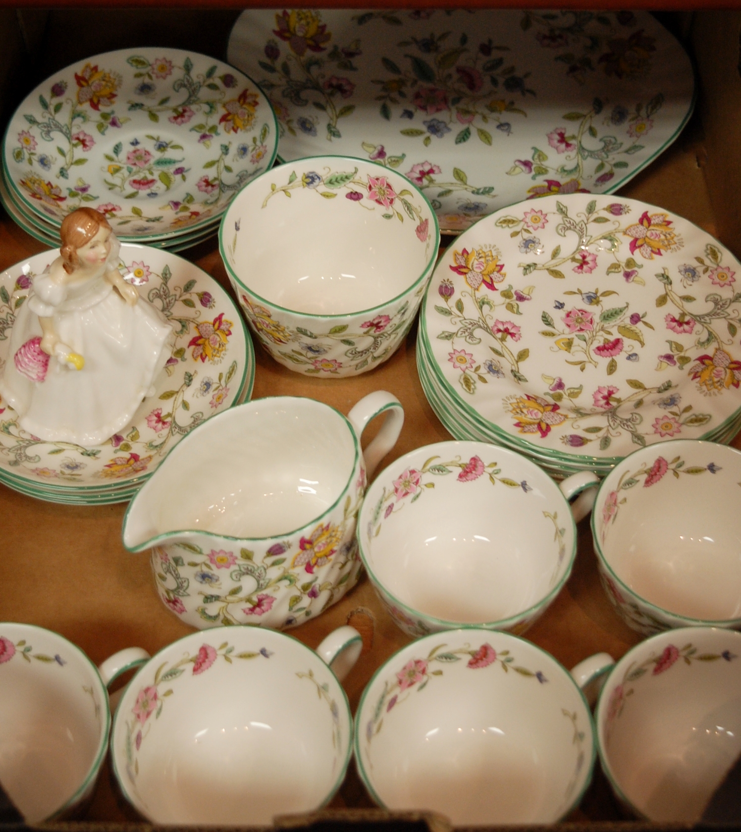 A Mintons part tea service in the Hadden Hall pattern;