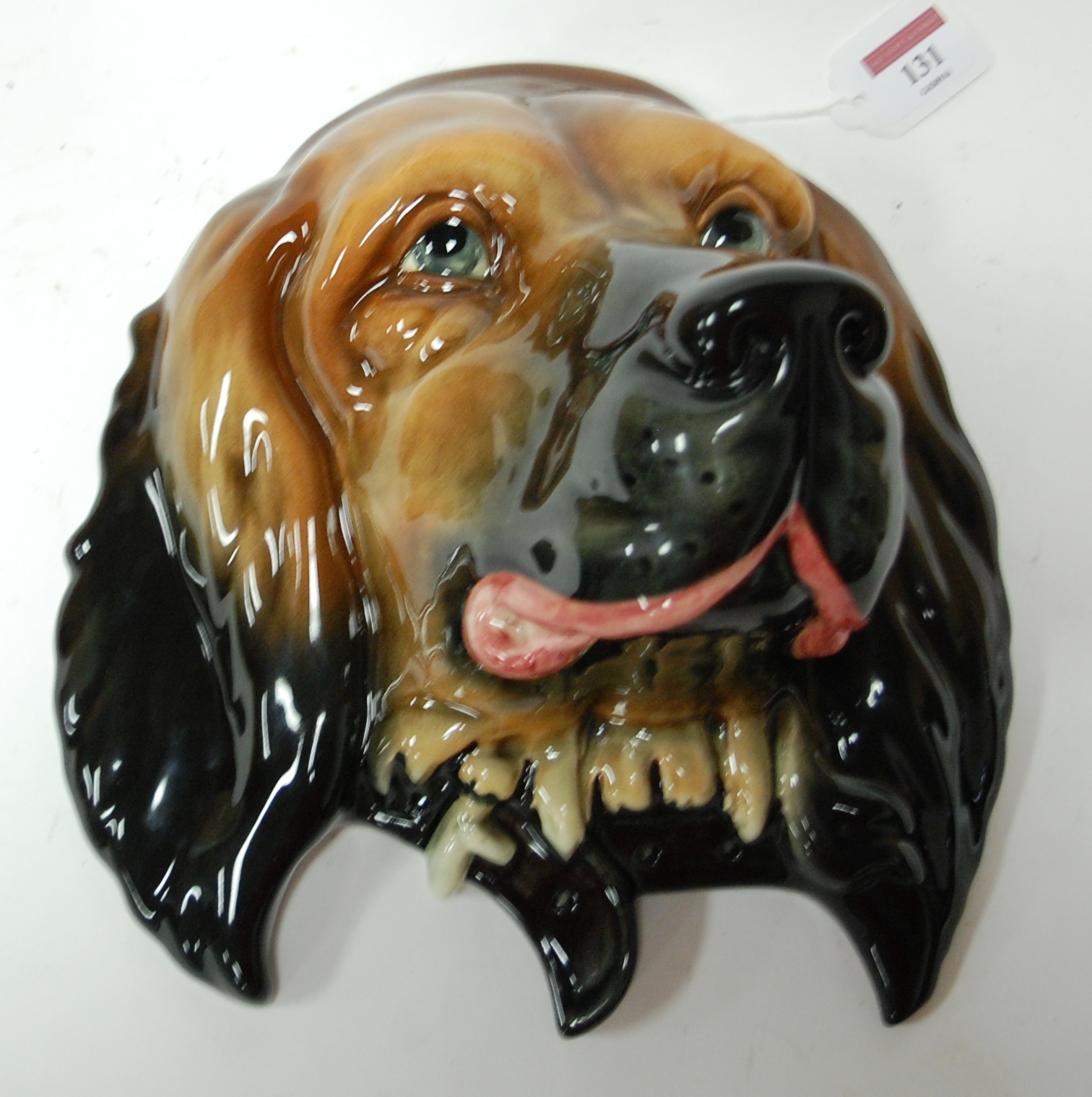 A Beswick dog wall plaque model No.