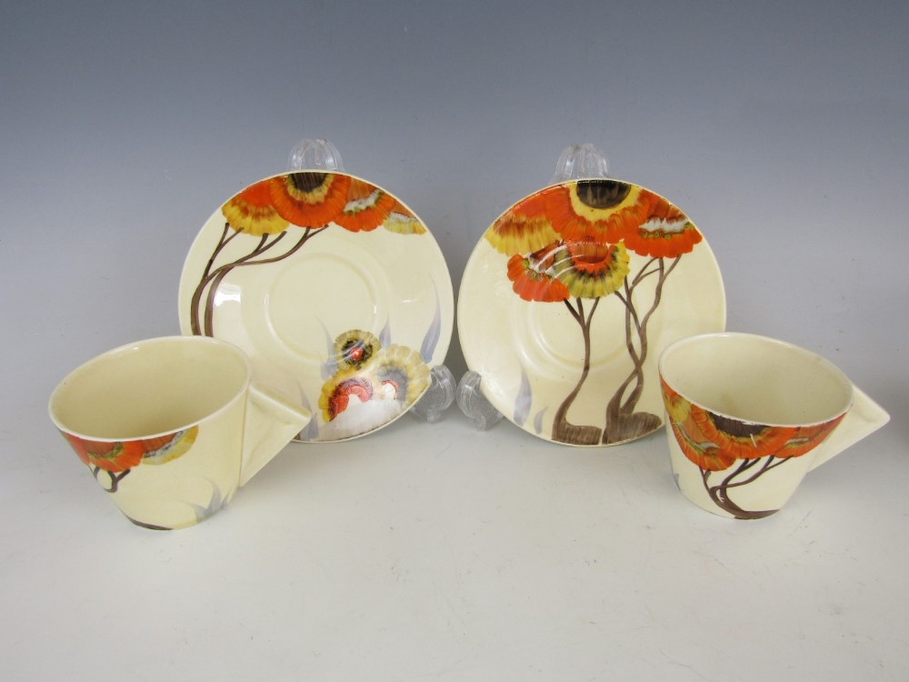 A Clarice Cliff Bizarre coffee service in the Rhodanthe pattern, comprising Bonjour coffee pot and - Image 2 of 4