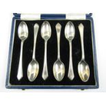 A cased set of six George V silver teaspoons, Mappin and Webb, Sheffield, 1935, 85g