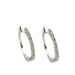 White gold and diamonds earrings Pendientes criolla en oro blanco con brillantes engastados en