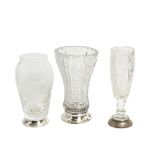 Cut glass and silver vases lot. Lote de tres jarrones en cristal tallado con motivos geométricos y