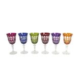 Cut crystal wine glasses set. Juego de seis copas de vino en cristal tallado con motivos geométricos