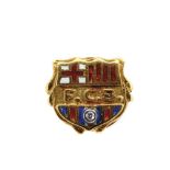 Gold, enamel and diamond Barcelona Football Club pin Pin del Fútbol Club Barcelona en oro con