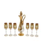 Murano enamelled and gilt glass jar and glasses set. Juego de jarra y seis copas en cristal de