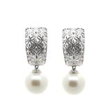 White gold, diamonds and Australian pearl earrings