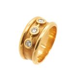 Gold and diamonds ring