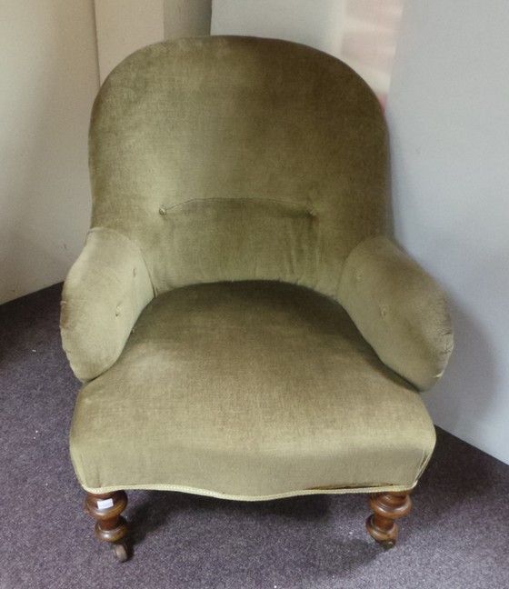 Victorian Lounge Chair