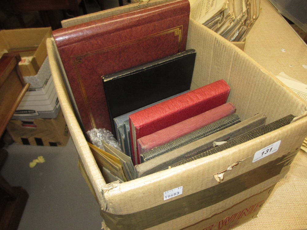 Box containing a large quantity of various family photograph albums containing various photographs - Image 2 of 3