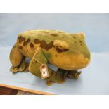 Unusual Steiff child's stool in the form of a frog (with damages)