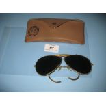 Pair of Rayban 1980's Aviator type sunglasses in case (a/f)