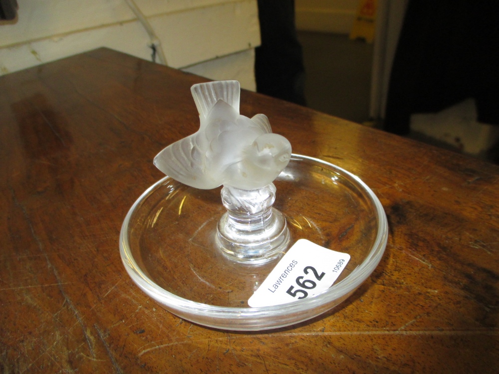 Modern Lalique pin dish mounted with a frosted glass figure of a bird