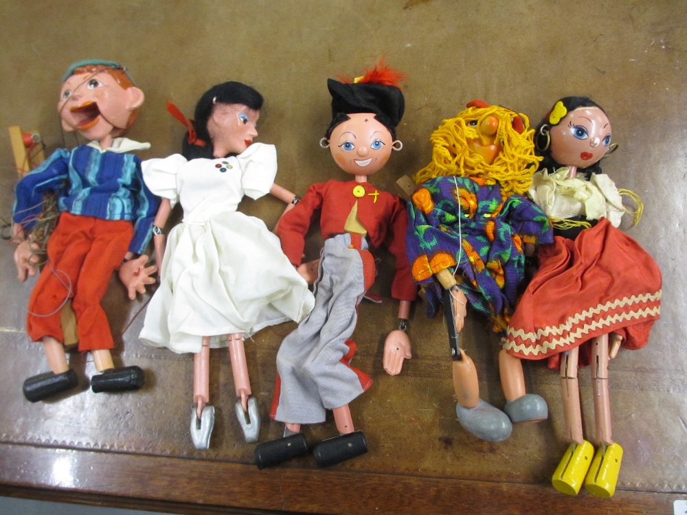 Large quantity of various unboxed Pelham and other puppets including: Pelham Puppets Snoopy, - Image 4 of 5