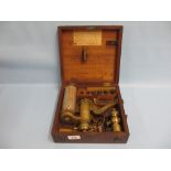 Late 19th Century mahogany cased Richards Patent steam engine indicator with original fittings and