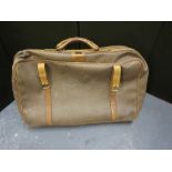 Vintage Gucci suitcase with brass clasp (a/f)