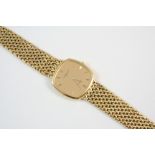 A GENTLEMAN'S 18CT. GOLD AUTOMATIC WRISTWATCH BY VACHERON & CONSTANTIN the signed gold dial with