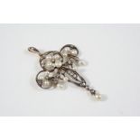 AN EDWARDIAN DIAMOND AND PEARL PENDANT the openwork pendant is set with small pearls and with