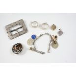 A QUANTITY OF JEWELLERY including a silver buckle, a pair of silver hoop earrings and various