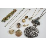 A QUANTITY OF JEWELLERY including a Victorian seed pearl brooch, a Victorian gold mourning locket