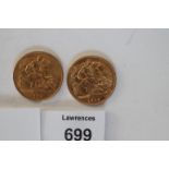 TWO HALF SOVEREIGNS. Two George V Half Sovereigns both dated 1913