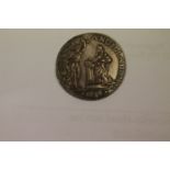 A COSIMO 111 HALF PIASTRE PIECE DATED 1676, 3 Grams