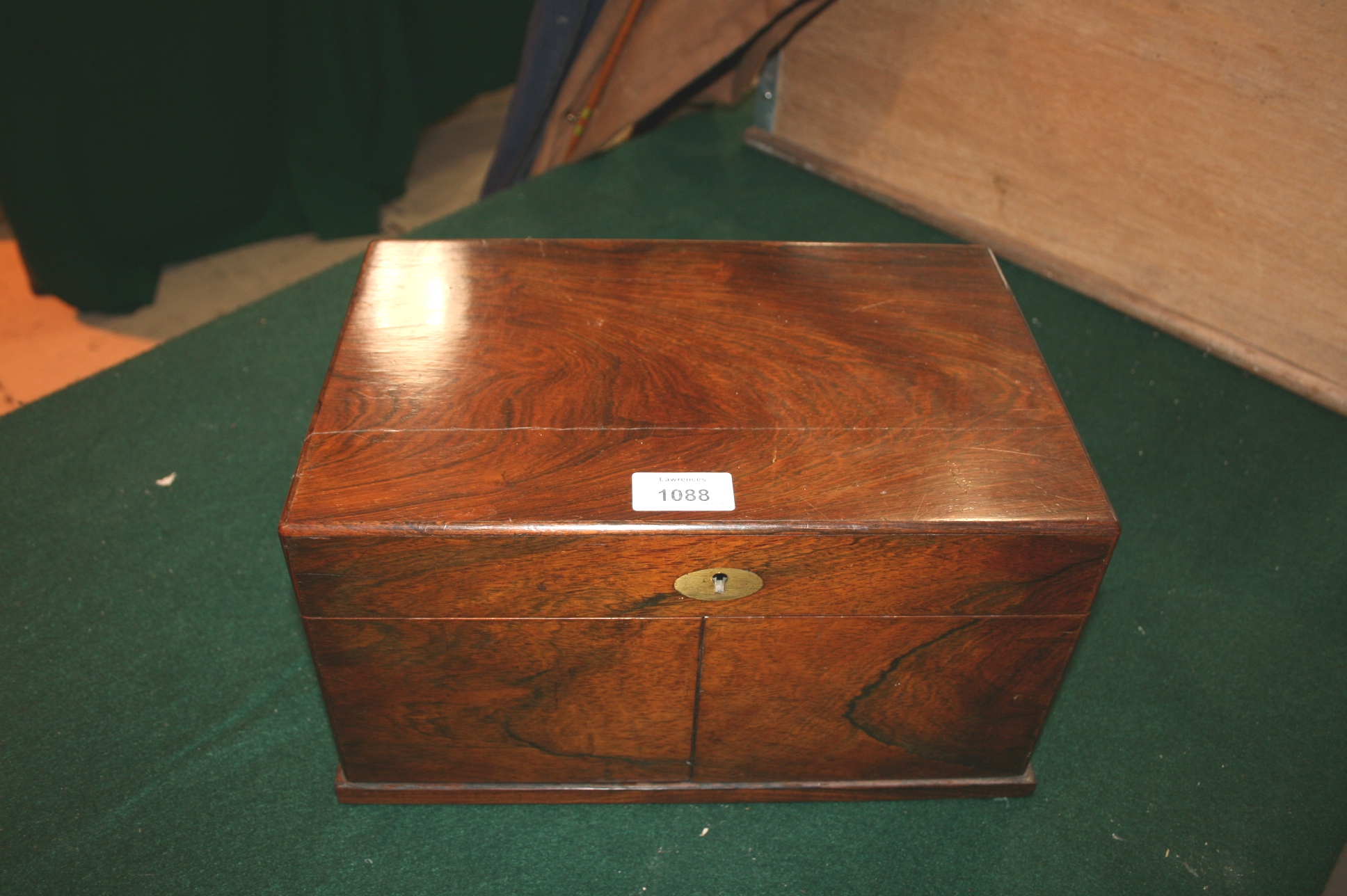 ANTIQUE GAMES COMPENDIUM a Rosewood cased Games Compendium, including a boxwood and ebony Chess Set, - Image 2 of 10