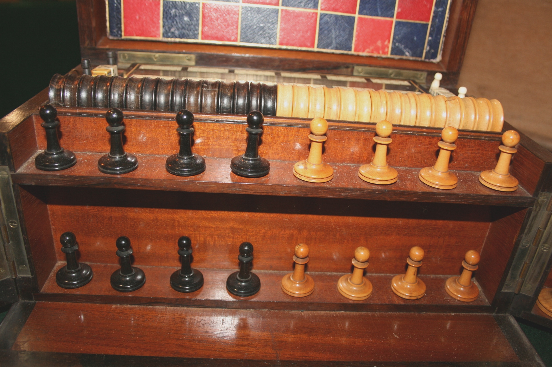 ANTIQUE GAMES COMPENDIUM a Rosewood cased Games Compendium, including a boxwood and ebony Chess Set, - Image 6 of 10