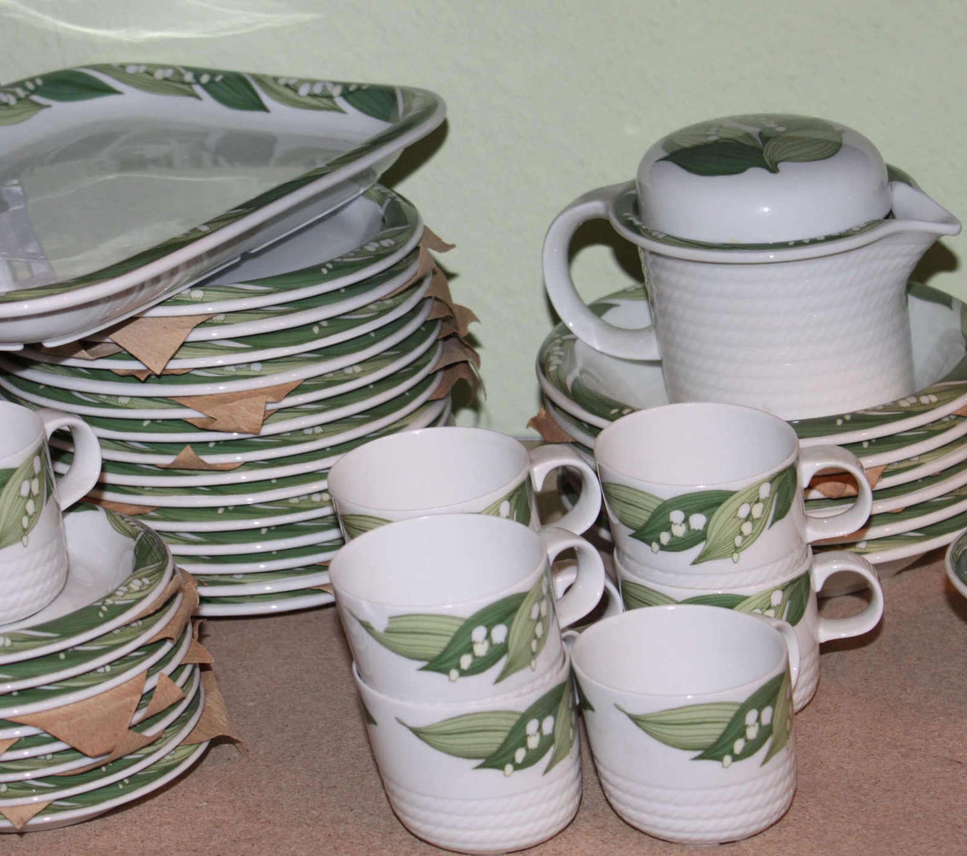 Thomas Porzellan Maiglöckchen Service , "Corda Verde", bestehend aus: 8 Tassen mit Untertellern, 1 - Image 2 of 2