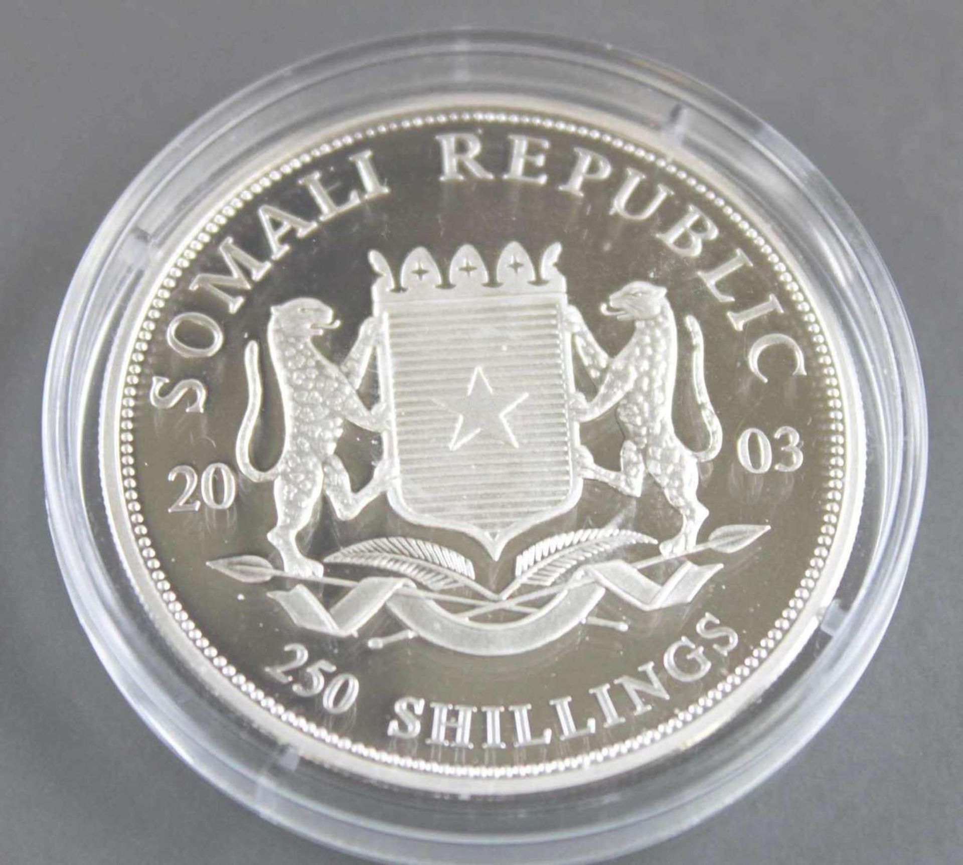 Somali Republic 2003, 250 Shillings - Silbermünze "Otto Hahn - das erste nuklear getriebene - Image 2 of 2