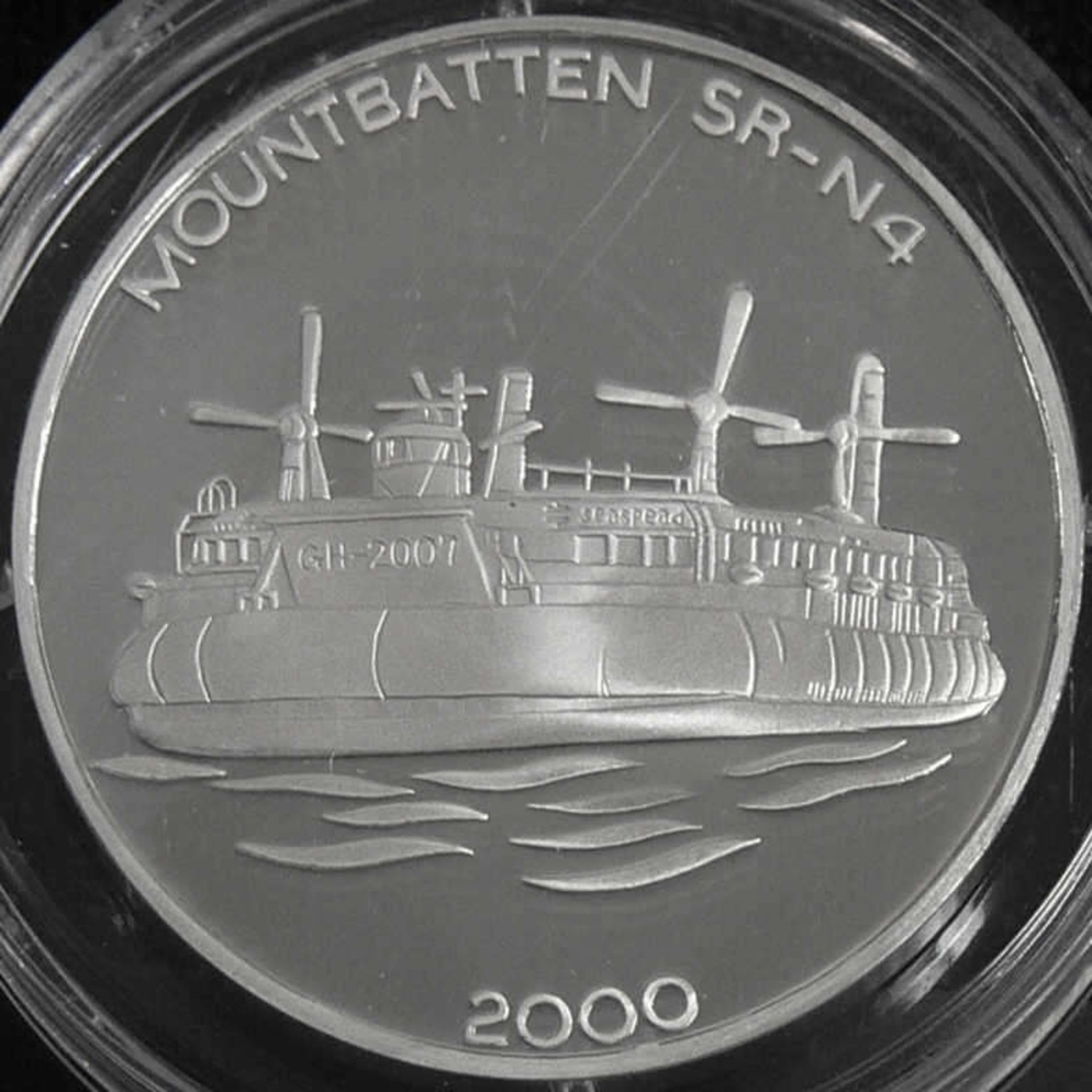 Nord - Korea 2000, 5 Won - Silbermünze "Mountbatten SR-N4". Silber 999, Gewicht: 15 g. In Kapsel.