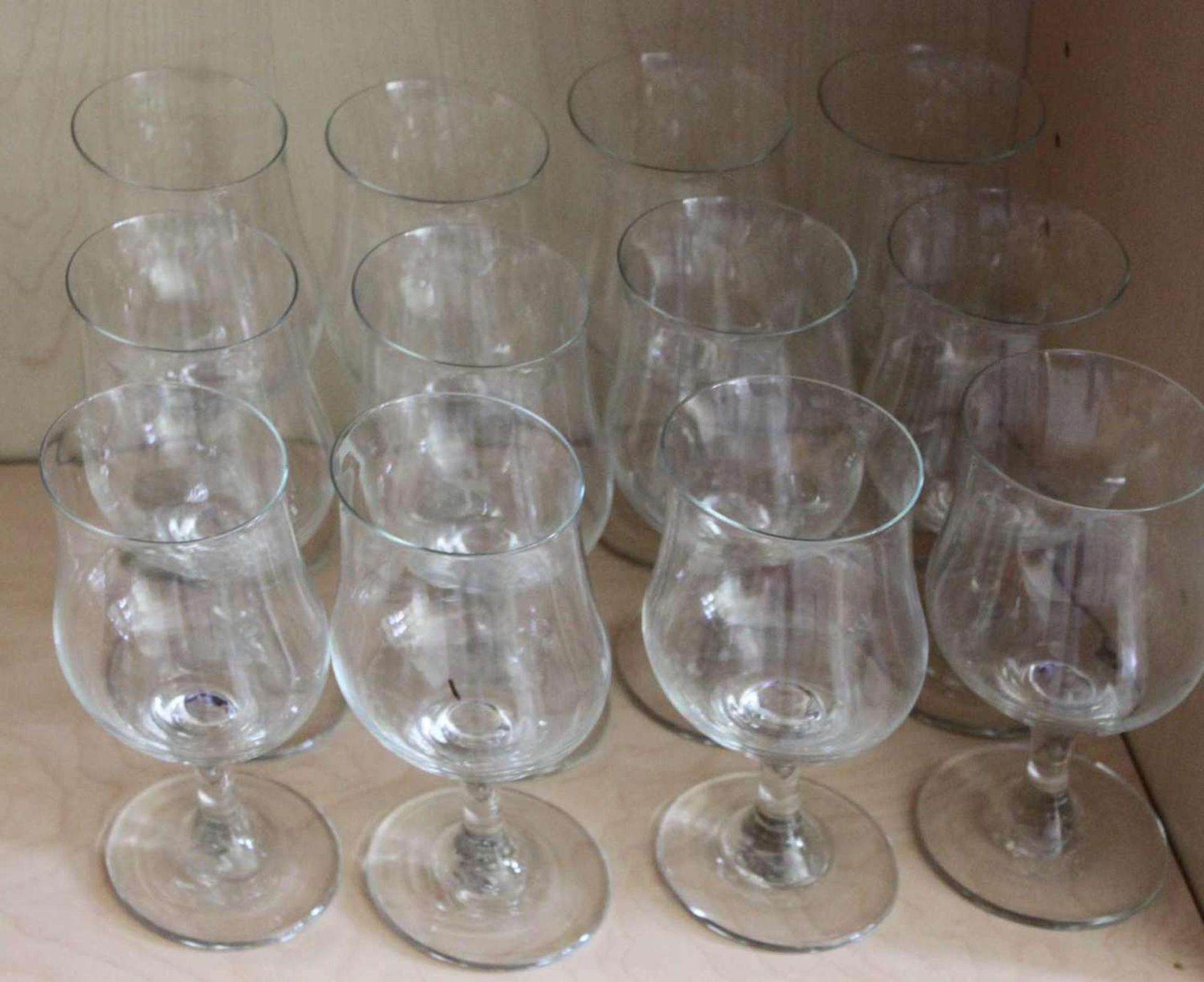 Lot Biergläser, bestehend aus 18 Gläser, 6 x mit Gravur "Jagdmotiv" Lot beer glasses , consisting of - Image 2 of 2