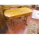 Victorian oak table with drawer