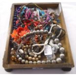 Tray of costume jewellery