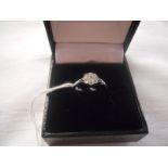 18ct white gold diamond daisy set ring - Estimate £80 to £120